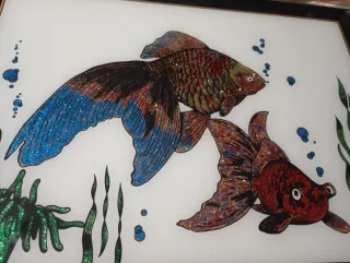 Bandeja cristal y metal dorado peces