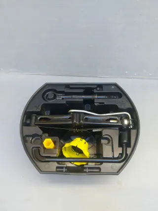 Kit herramientas gato Peugeot Citroen