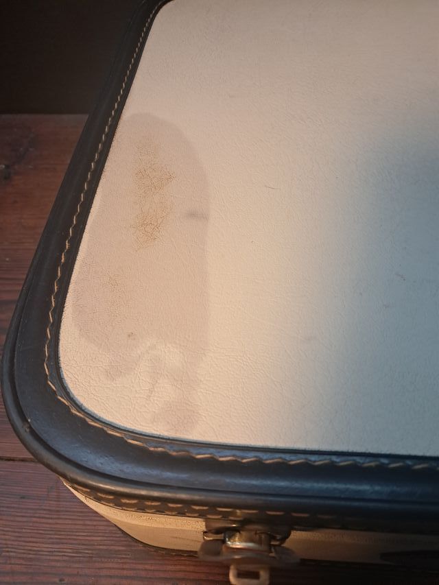 ANTIGUA MALETA AÑOS 60