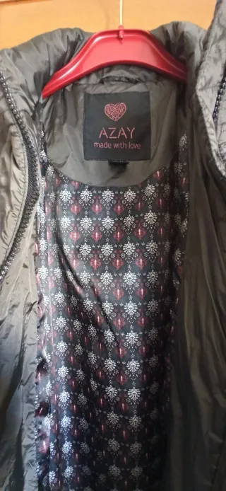 3 Parkas AZ Collection Mujer Negra y gris oscuro.