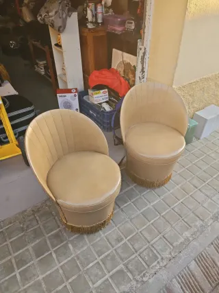 Juego 2 sillones vintage beige