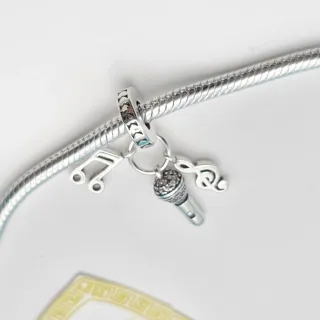 Charm argento 925 musica microfono nota musicale
