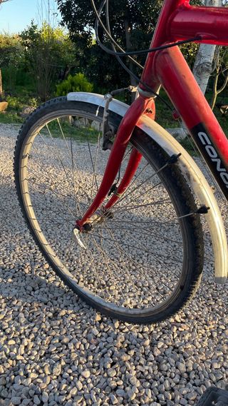 Bicicleta roja CONOR