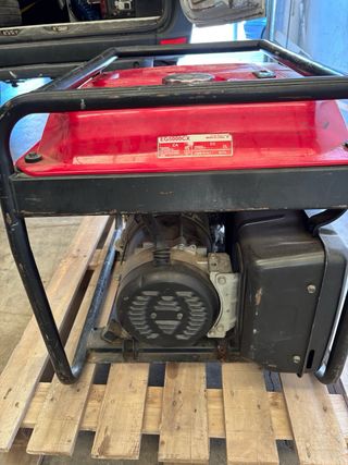 Generador Honda EG5000CX