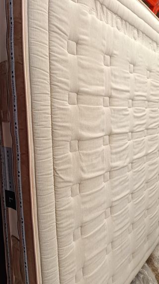 Colchón 150x190 Antonio Miro muy bueno expo