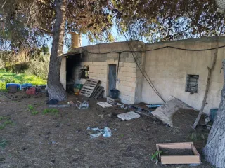 Se vende casa con terreno cerca Dolores