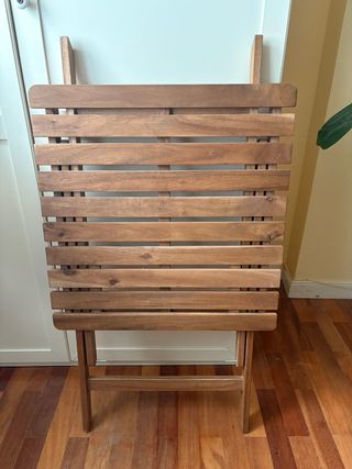 Mesa plegable de madera IKEA – ideal balcon