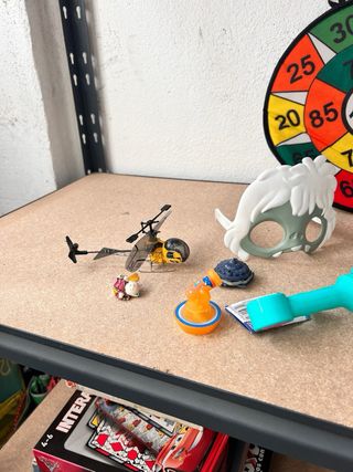 Lote de juguetes varios