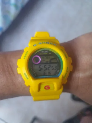 Reloj Casio G-Shock Amarillo