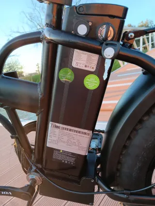 Bicicleta eléctrica Volta, plegable Fatbike VTA