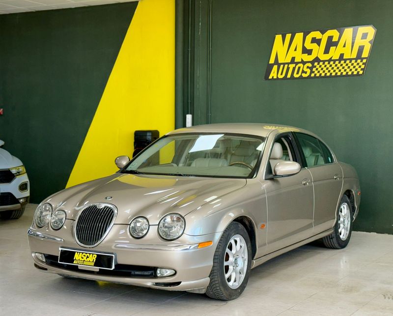 Jaguar S-Type 2.5 V6 2002, foto 2