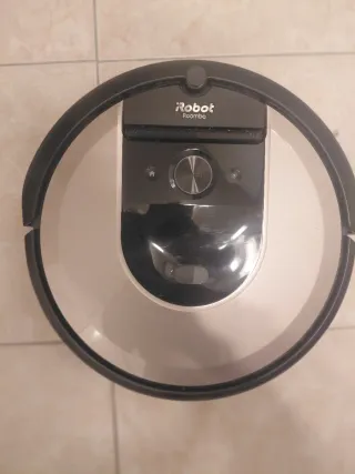 Robot Roomba i 7 aspirapolvere