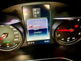 Mercedes-Benz Clase C220d Cabrio AMG 170cv