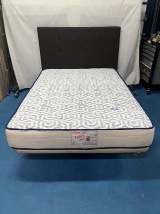 Base Tapizada + Colchón Visco 135x190