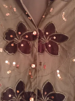 Camisa fiesta lentejuelas flores