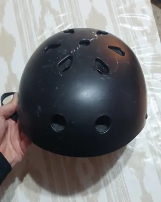 Casco skate patinaje L adulto