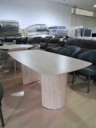 Mesa Salón Piedra artificial