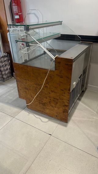 Vitrina refrigerada pastelería