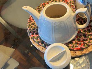 Tetera inglesa vintage con cobertor térmico