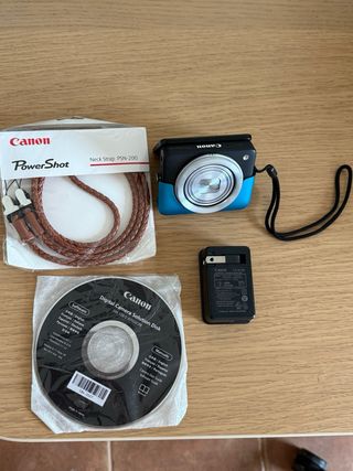 Cámara Canon PowerShot N Negra/Plateada