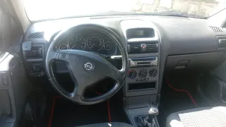 Opel Astra 2004