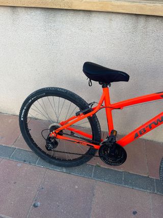 Bicicleta B'Twin Naranja