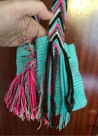 Bolso Wayuu artesanal multicolor
