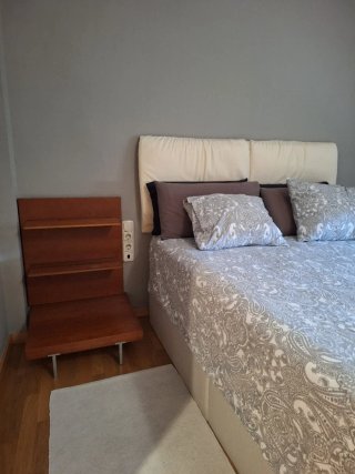 Cabezal + Mesita + Estantería Ébano Cama 150