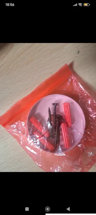 Espejo nuevo de pared