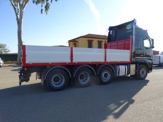 Volvo FH 520 - CAMION CAJA ABIERTA