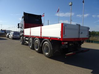 Volvo FH 520 - CAMION CAJA ABIERTA