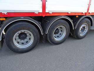 Volvo FH 520 - CAMION CAJA ABIERTA