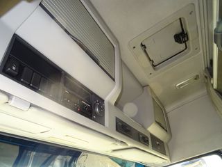 Volvo FH 520 - CAMION CAJA ABIERTA