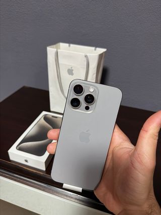 iPhone 15 Pro Max 256GB Plata