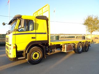 Volvo FH 520 - CAMION PLATAFORMA