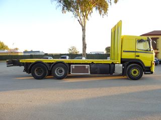 Volvo FH 520 - CAMION PLATAFORMA