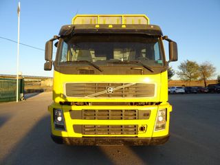 Volvo FH 520 - CAMION PLATAFORMA