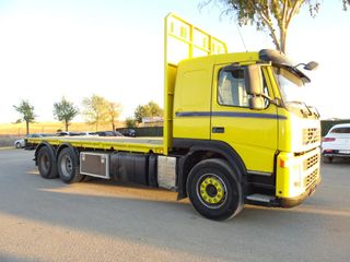 Volvo FH 520 - CAMION PLATAFORMA