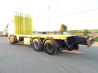 Volvo FH 520 - CAMION PLATAFORMA