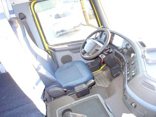 Volvo FH 520 - CAMION PLATAFORMA