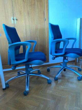 Sillas de oficina, adaptables y muy cómodas!