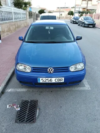 Volkswagen Golf 2004