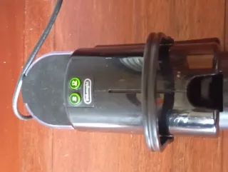 Cafetera Nespresso Negra