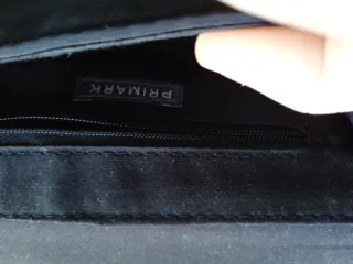 Bolso negro de fiesta