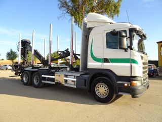 Scania R 440 - CAMION PLATAFORMA PARA TRONCOS
