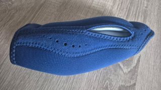 Muñequera de noche ajustable