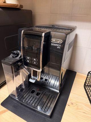 Cafetera De'Longhi Dinamica Plus ECAM382.70.B