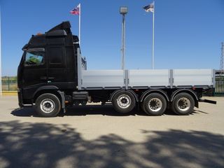 Volvo FH 520 - CAMION CON CAJA ABIERTA