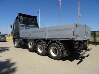 Volvo FH 520 - CAMION CON CAJA ABIERTA