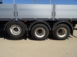Volvo FH 520 - CAMION CON CAJA ABIERTA